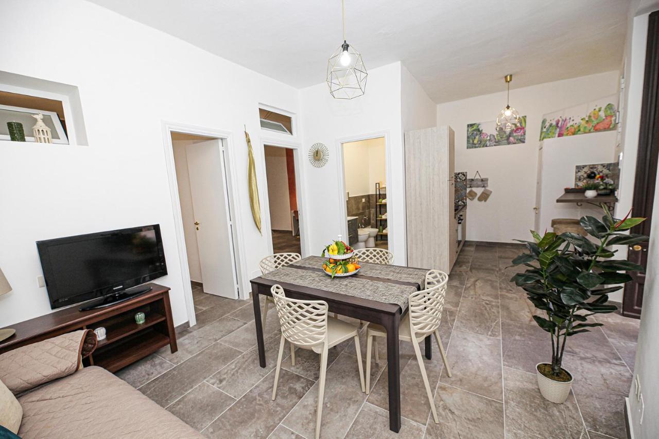 Casa Raffadali, In Centro Storico A Palermo Appartement Buitenkant foto